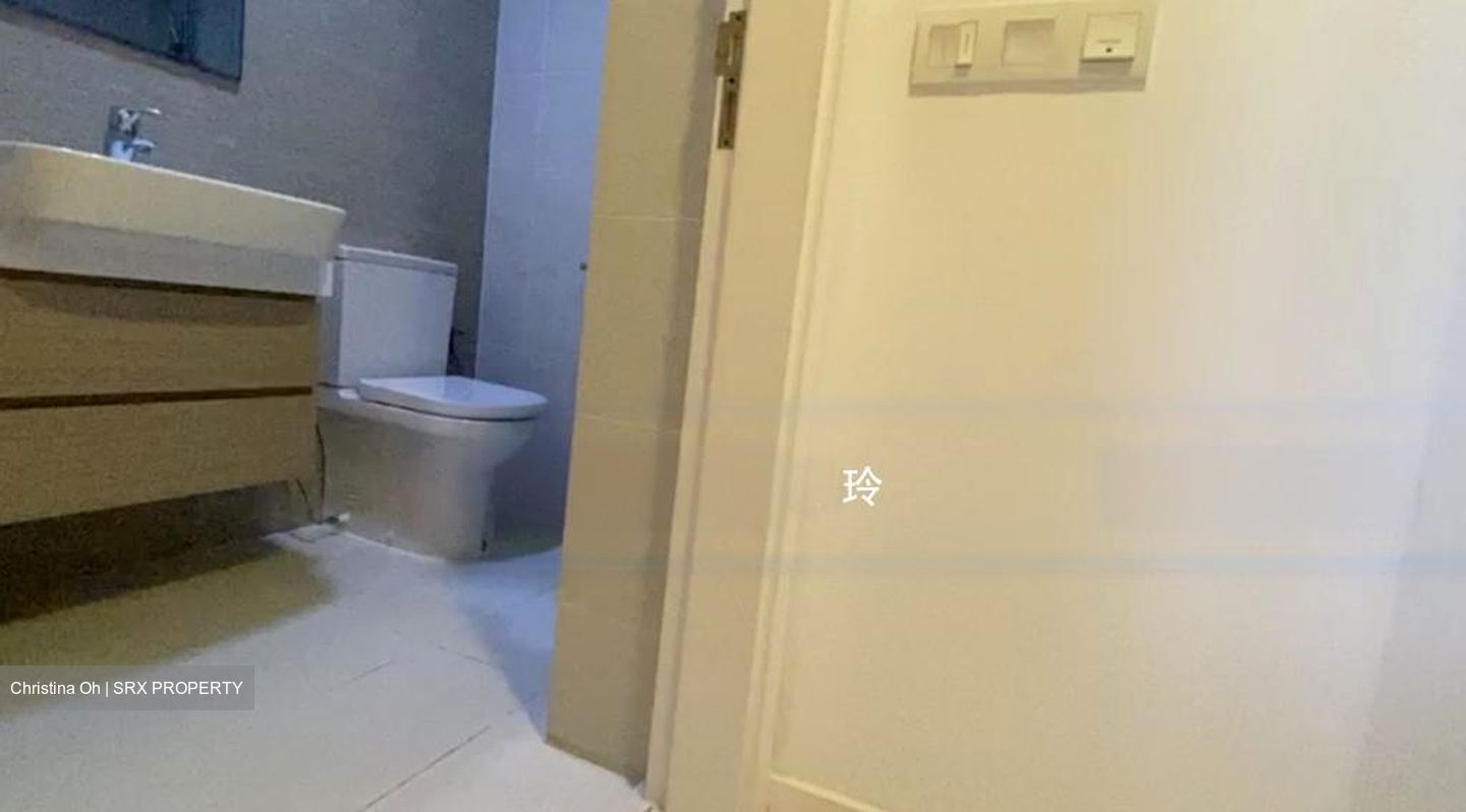 The Lakefront Residences (D22), Condominium #531263911